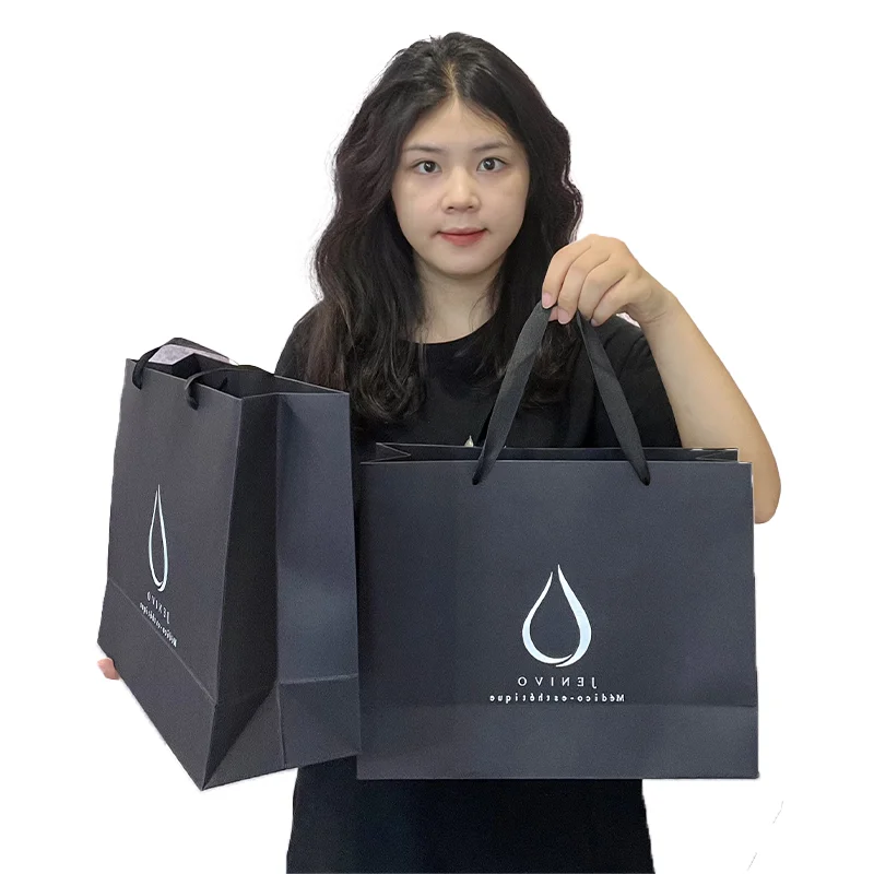 Bolsa de papel Kraft negro mate Embalaje de cartón Papel DE ARTE