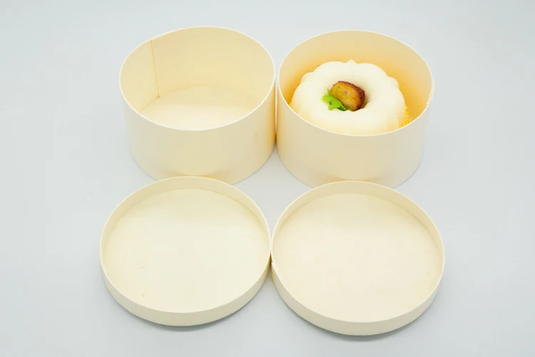 Custom Biodegradable Grazing Food Container Packaging Charcuterie Round Wooden Cheese Box Cake Bakery Veneer Brie Wooden Boxes