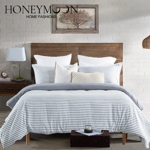 2022 Designer Breathable New Fashion Handle 90gsm Cationic Stripe Duvet Cover Sets 3pcs