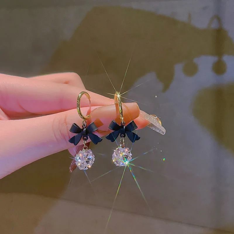 Fashion Pearl Geometric Flower Earrings S925 Silver Hollow Fruit Women