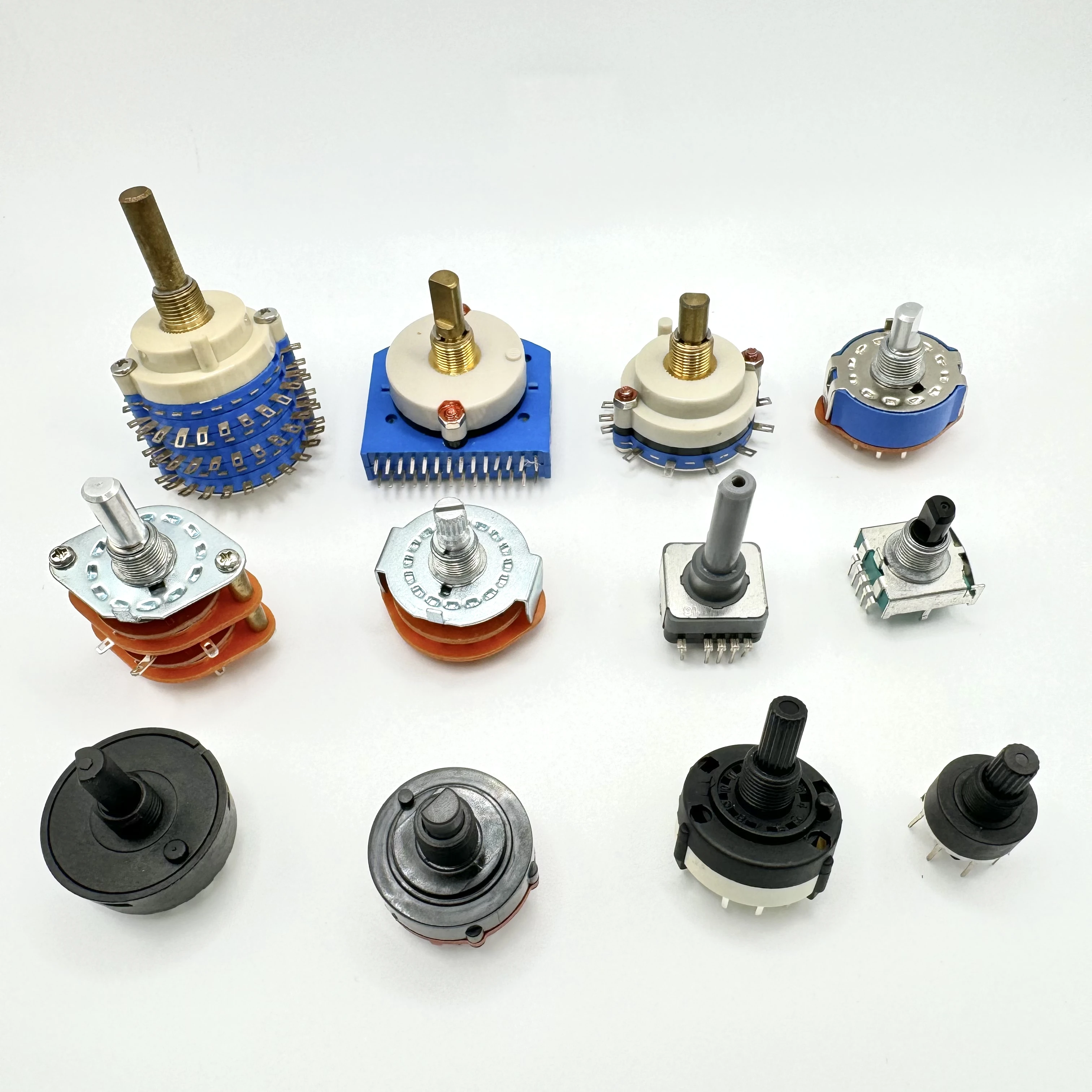 High Quality 12 Position Customizable Shaft Switches Factory Made Rotary Switches Motorized Adjustable Switch  for Appliances