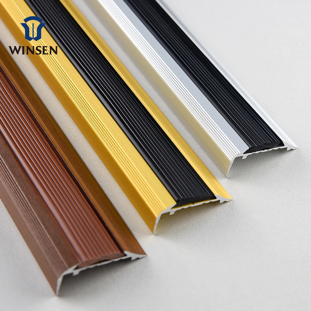 Tappeto Copri Gradini Salva Scalino Scala Adesivo Antiscivolo 100% Made In Italy Bordeaux | Leroy Merlin