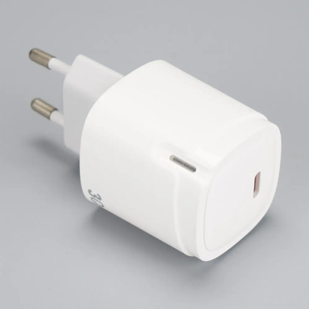 EU/Europe Plug 1 USB Type-C White With Indicating Light Travel/Wall charger 110V-230V 2032