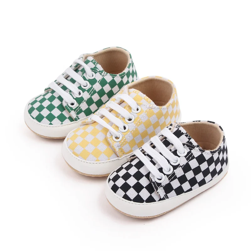 2022 New Arrival Plaid Design Canvas Baby Soft Sole Sneakers Shoes