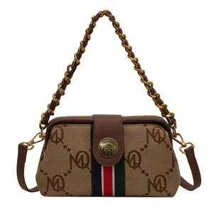 Factory Wholesale Hot Sell Ladies Chain Letter Bag for Female New Fashion Saddle Shoulder Bag Retro Woven Fabric Cross-body Bag