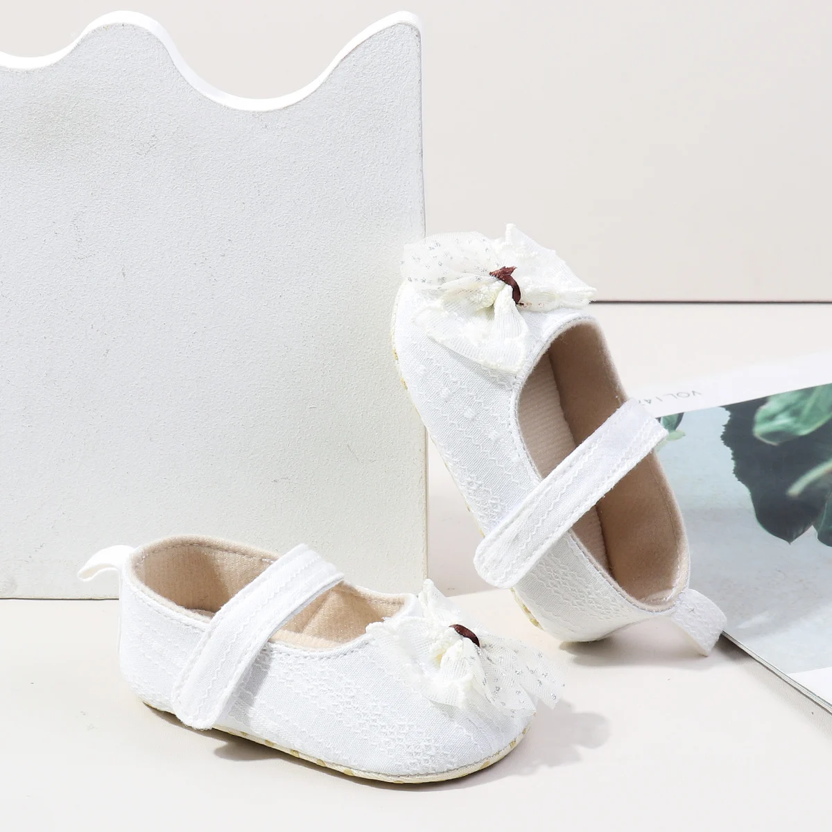 2025 New Style Girl Infant Shoes Fancy Bowknot Anti-slip Polyester Soles Trendy Toddler Shoes for Newborn Babies factory