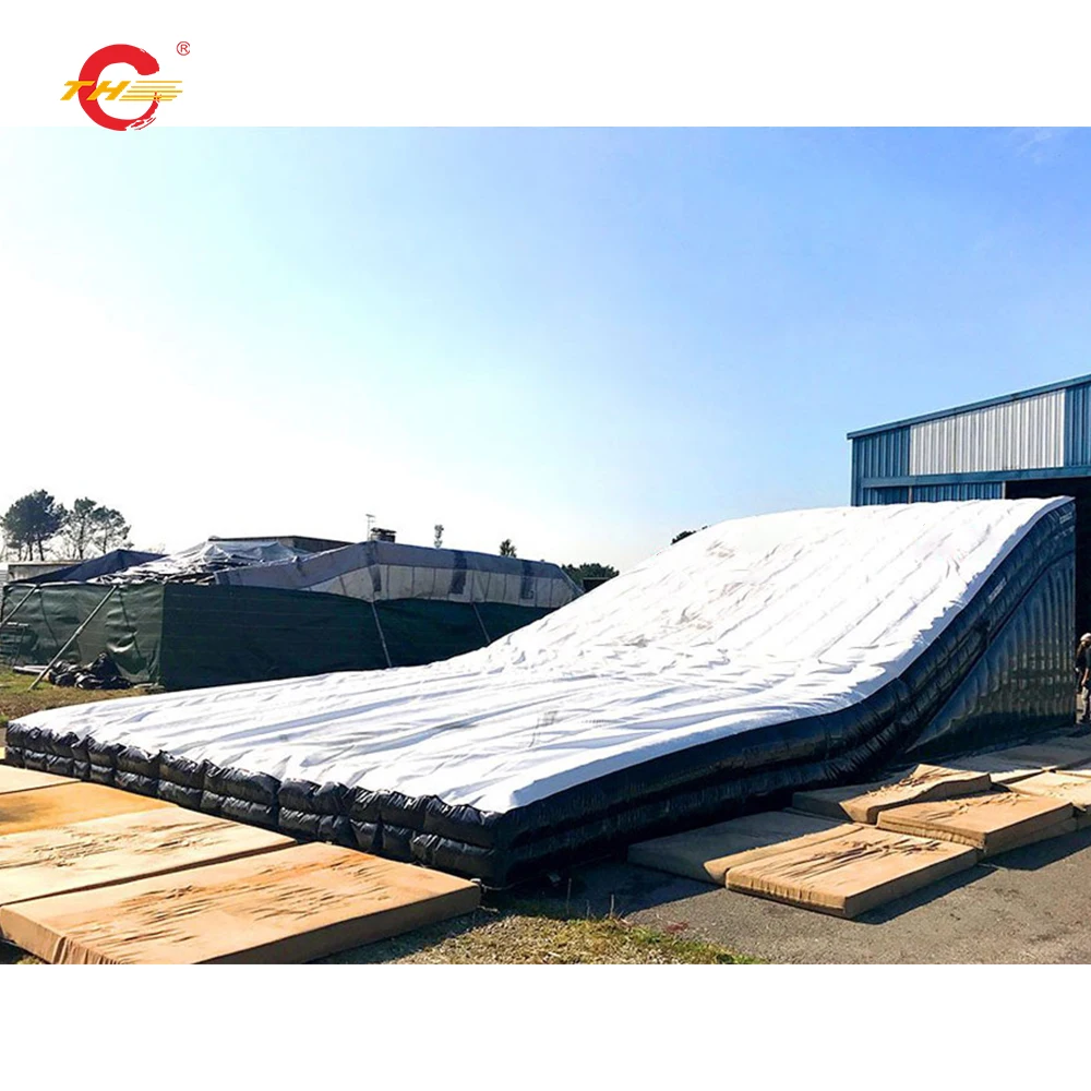 2023 Popular  Inflatable Bmx Fmx Landing Airbag Inflatable Freestyle Jump Mountain Bike airbag