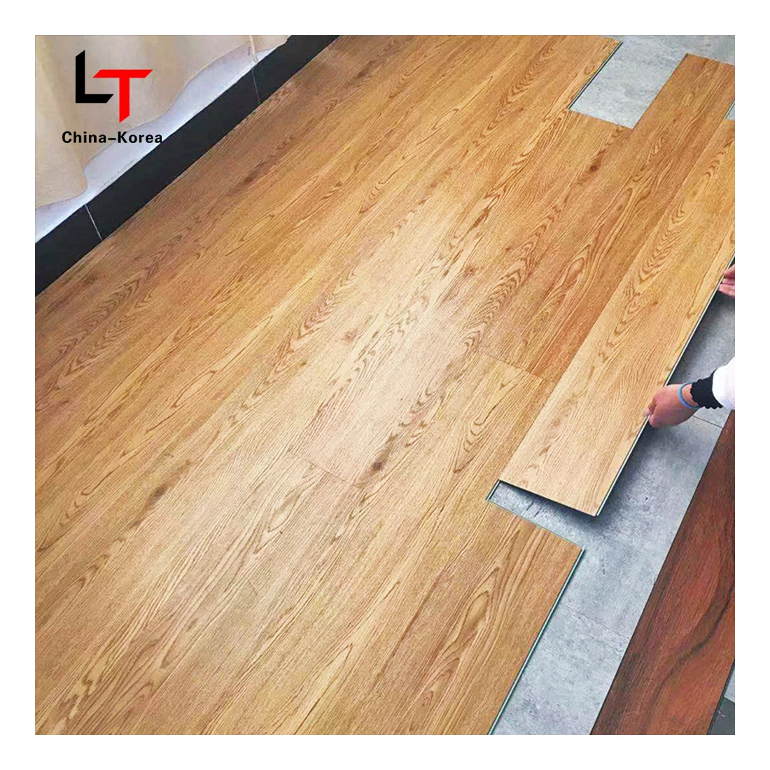 LT Easy Maintenance SPC Flooring 4mm 5mm 8mm Laminate  Wood Grain Real Touch Texture Plastic Flooring Click Installation Parquet