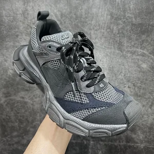 Best-Selling Leather Running Shoes Breathable Comfort Fashion-forward Footwear