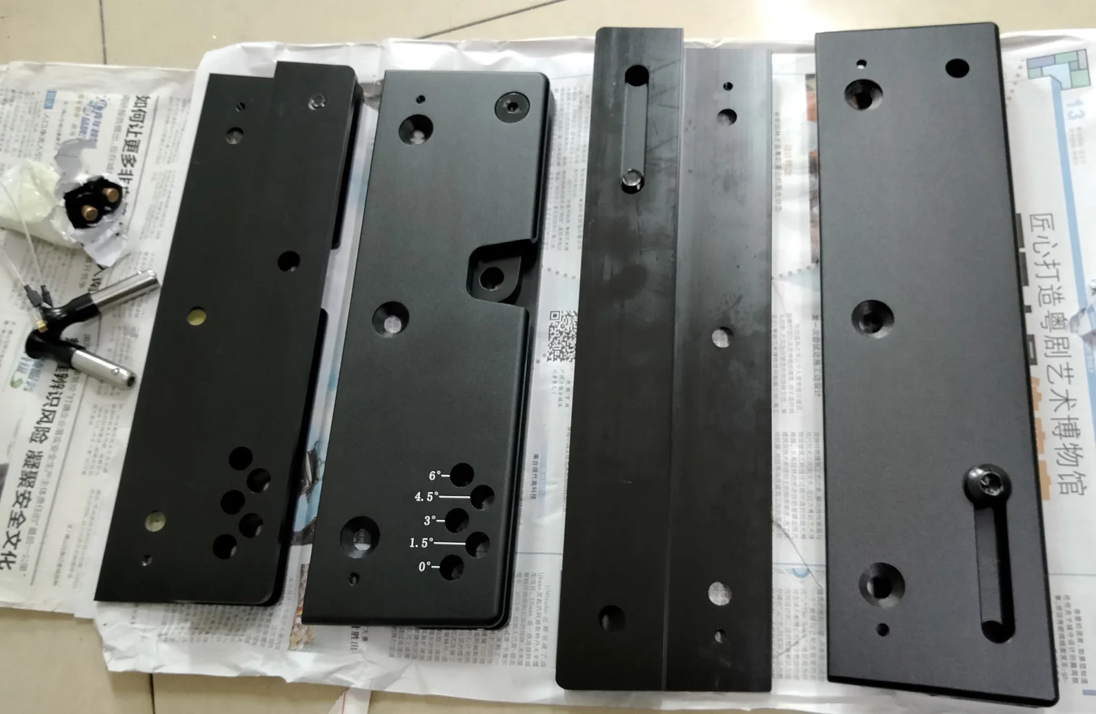 Line Array Speaker Accessory for 12 Inch Outdoor Speaker Riggings 4 Point Fixed on Wood Speaker Box Hardware Kit