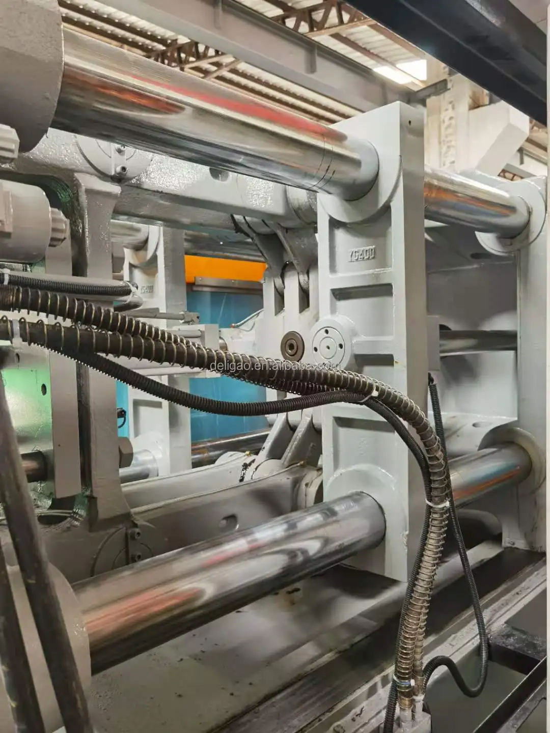 Китай, Тайвань, бренд CHUAN LIH FA CLF-400T, сервопривод для литья под давлением, 400 тонн использованной машины для литья под давлением, точечная продажа