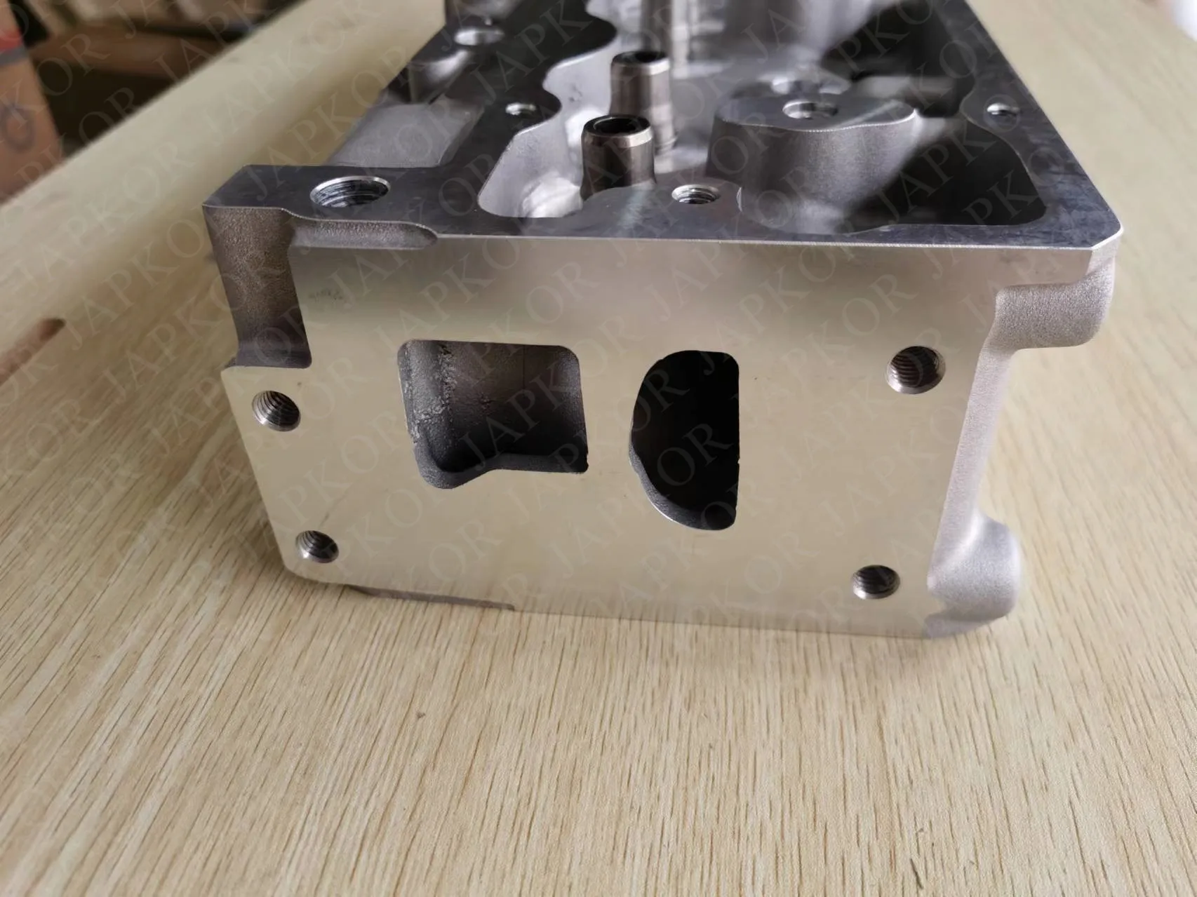 Cylinder Head UMZ-4216 for Gazelle Business Tanaki TKG