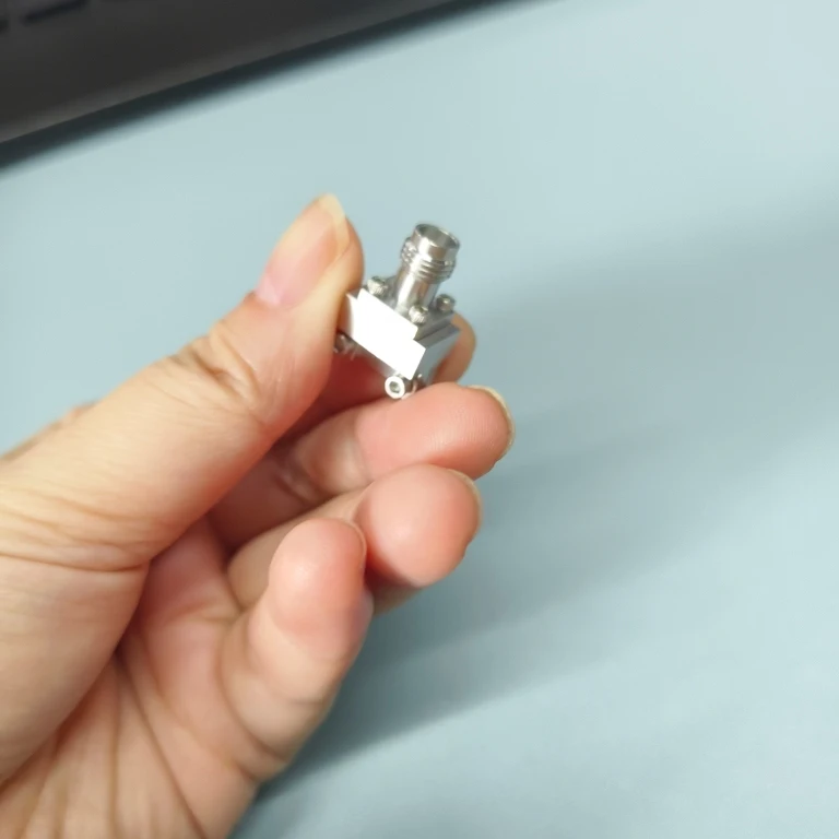 Low VSWR different frequency RF End Launch Connectors from 27 to 110 GHz