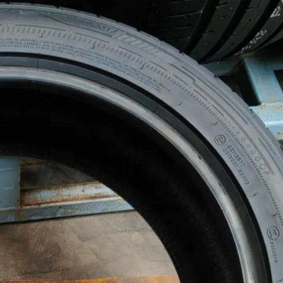 235/40ZR19 Chinese Electric Car Tire EV Tires 235/40R19 235/40/19