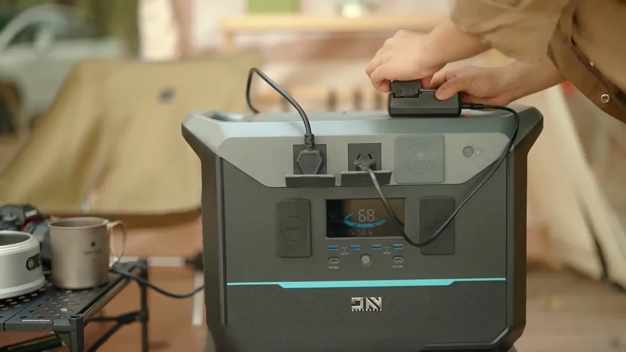 Lithium Lifepo4 1000w 2000w Power Bank Camping Solar Portable Power