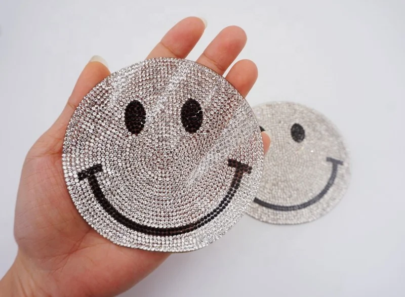 Beautiful crystal flower rhinestone applique custom iron on patches for diy t shirt