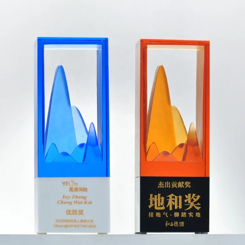 Wholesale K9 Crystal Star Award Trophy Customizable Logo Colored Glaze Cube Shaped Glass Decorative Gift for Souvenir