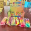 แท่งสีสันสดใส