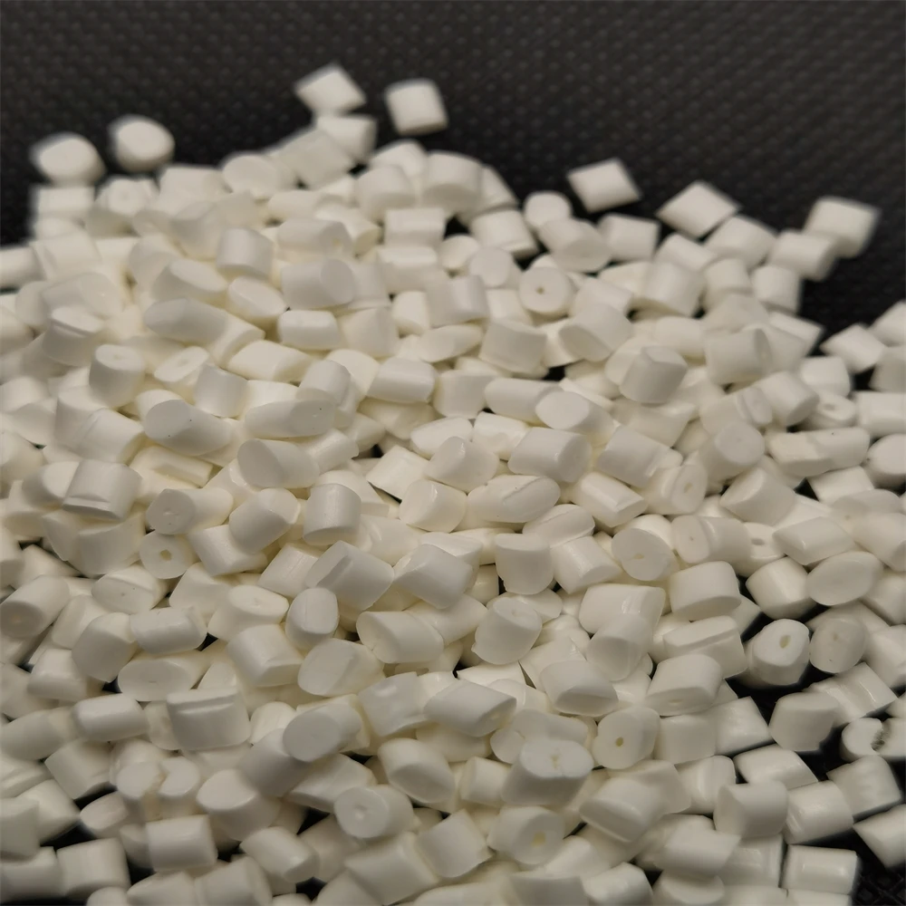 Sabic Xenoy 5720 UR PBT + PC сплав Sabic PC/PBT резиновые гранулы