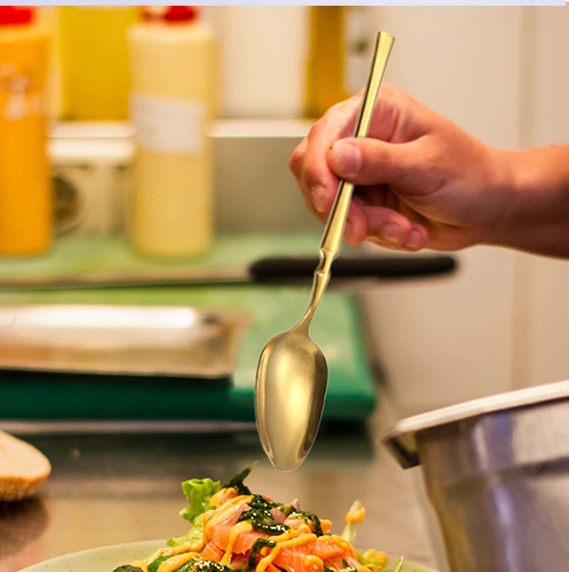 Ложка столовая. Использование столовых приборов. Столовые приборы на английском. Herdmar столовые приборы золотые. Ложка и вилка знак столовой.