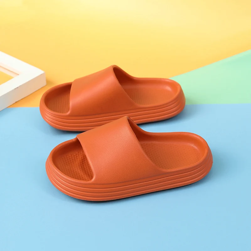2021 Children's  Slippers boy slides grils sandle Solid Color Slides Silent Slippers  both indoor and outdoor kids slide sandals