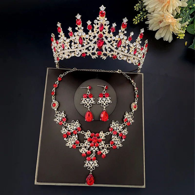 Tiaras (1).jpg