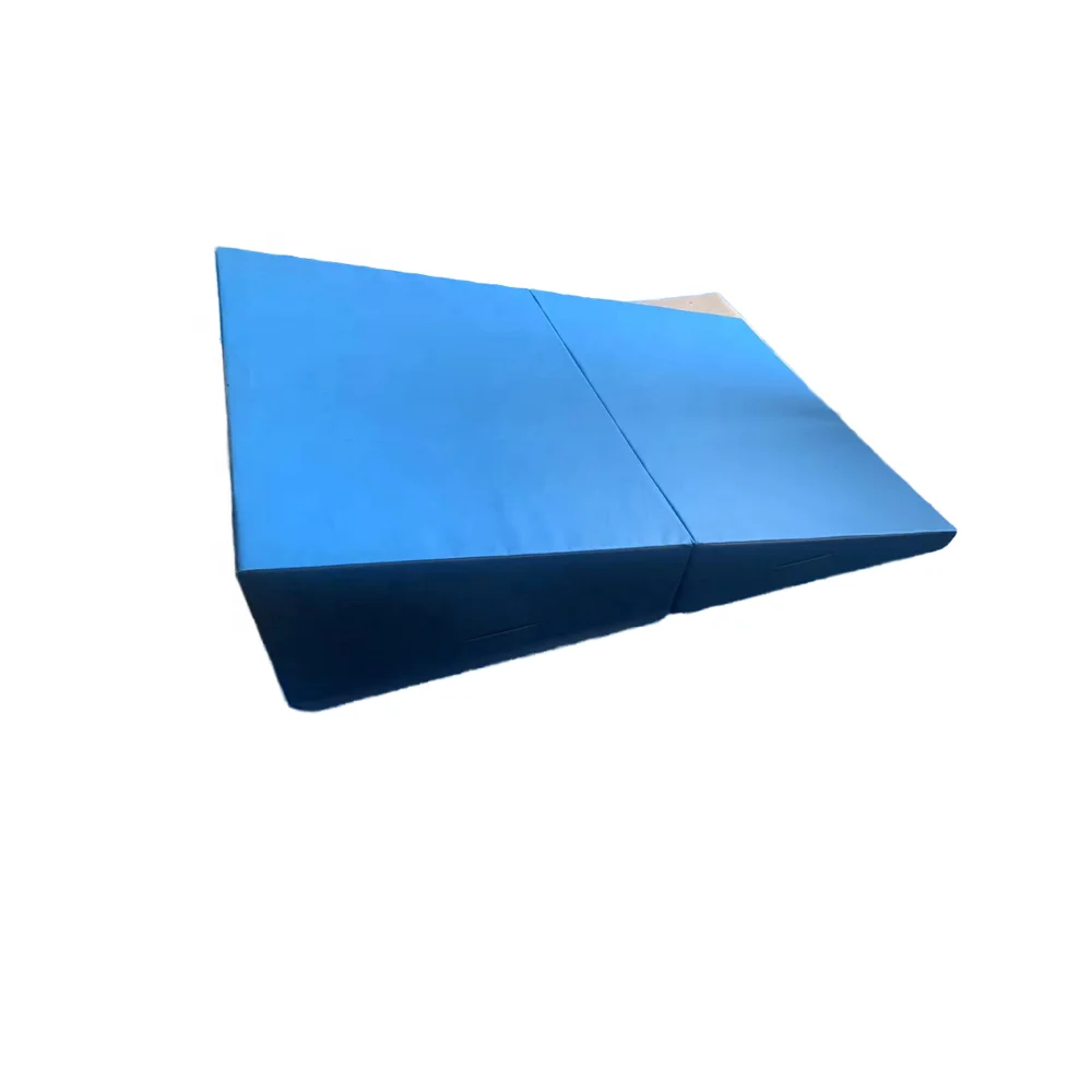 Folding Triangular Incline Cheese Mat for Sports & Entertainment Use
