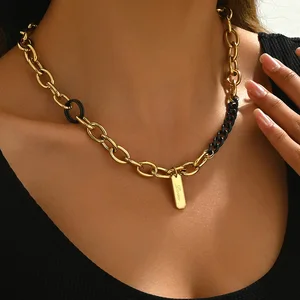 New Fashion Cool Personality Stainless Steel Two-color Stitching Thick Chain Hip Hop Rectangular Pendant Design Unisex Necklace