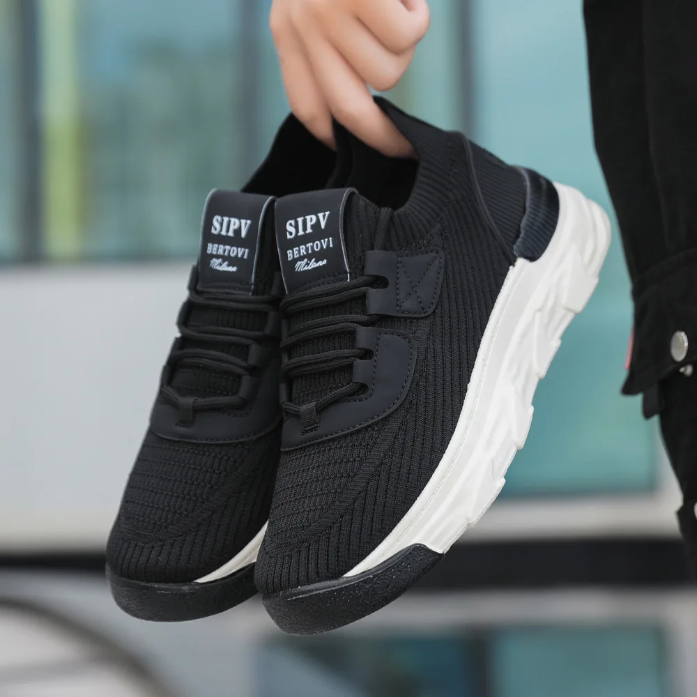 Leisure, fashionable, breathable men's shoes, Korean version, trendy sports shoes, thick soles, comfortable men's shoes