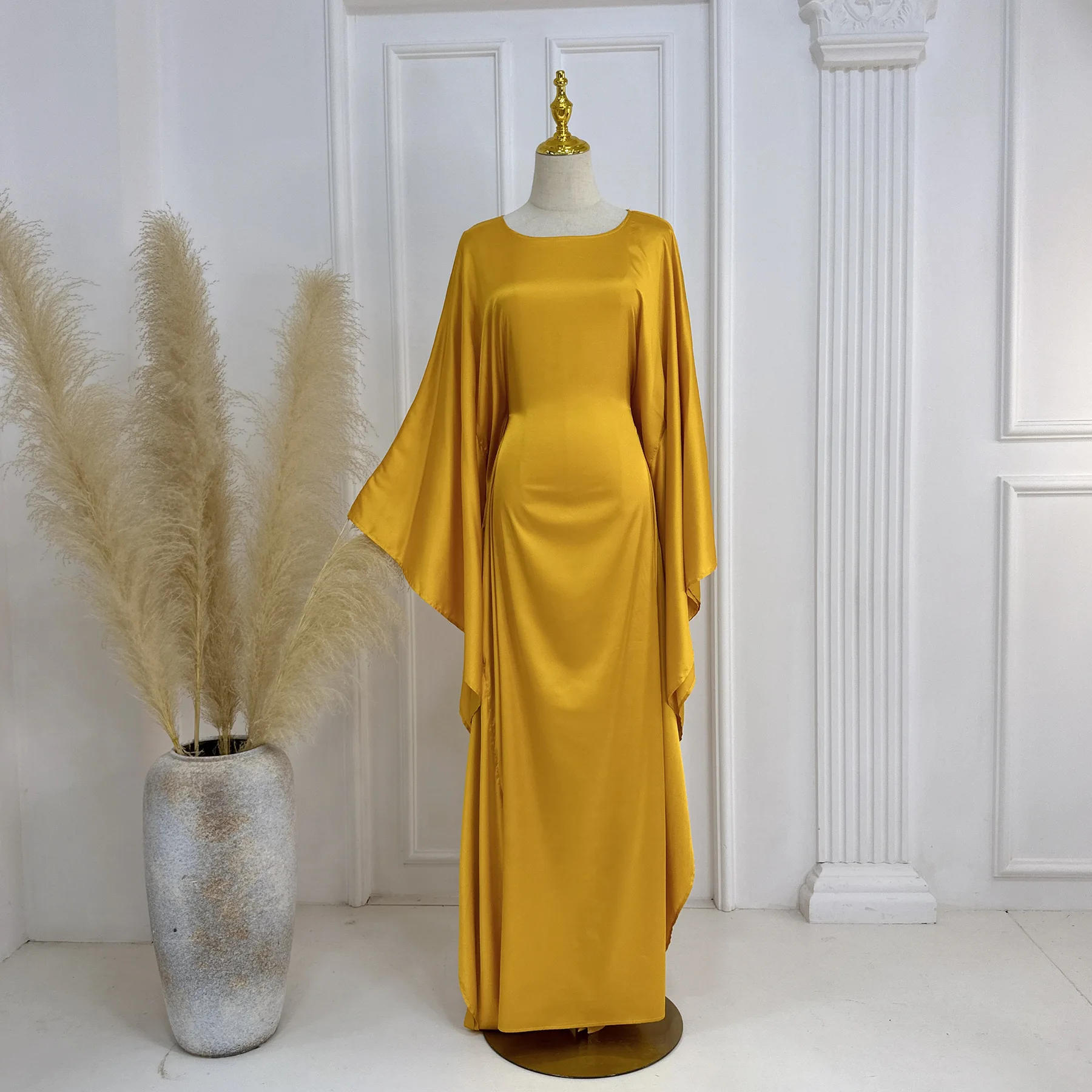 Plain Modesty Long Dress - Simple Muslim Women's Daily Clothes