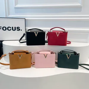 2026 Women's New Summer Style Square  Messenger Bag Versatile Niche Shoulder Bag