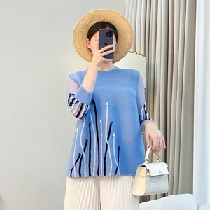 Women's New Spring Summer Short Top Pleated Sleeves Loose Fit Elegant Design for Plus Size Chubby Girls Niche Mother T-Shirt