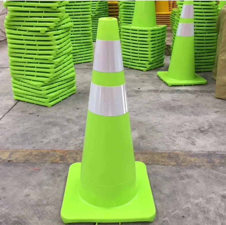 Factory cheap price standard 70 cm  28 inch PVC Green Yellow Traffic Safety Cone