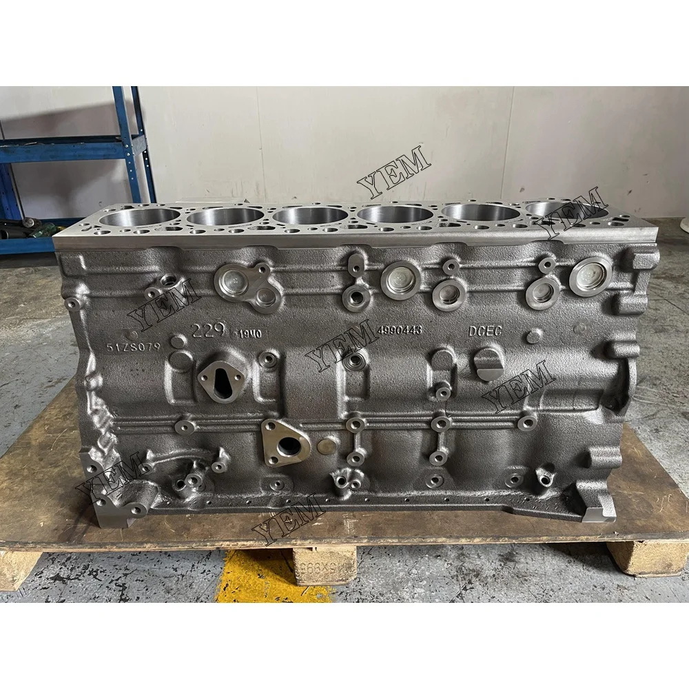 Cylinder Block 4990448 For Komatsu 6D107 Machinery Diesel Engine Parts