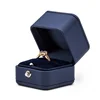 Scatola anello blu scuro