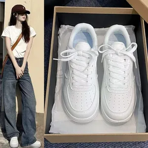 2026 New Four Seasons Wear Men and Women Couple Rivet White Shoes Casual Sports Light Luxury