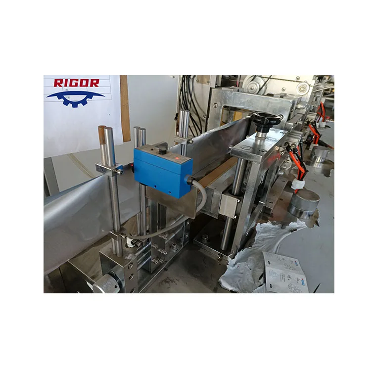 Одноясаше влажные салфетки машина Droid Group