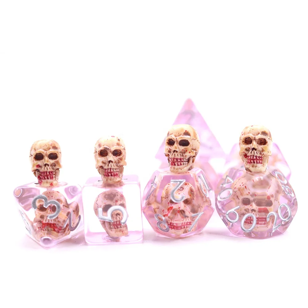 ست تاس Blood Skull 7 عددی سفارشی، فروش عمده، شفاف، تاس‌های DND با لبه نرم، متریال رزین، محصول جدید