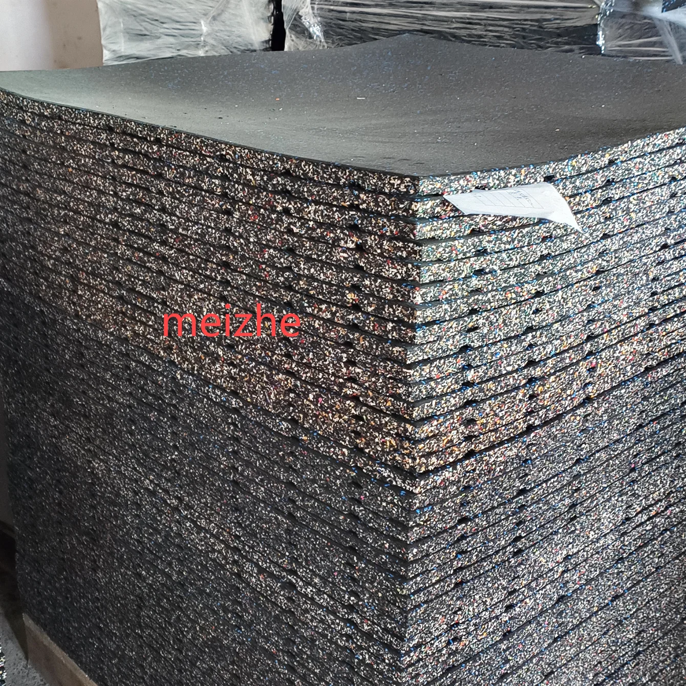 Import and Export of Rubber Flooring Composite Rubber Van Flooring Gym Mats Flooring for Commercial Gym