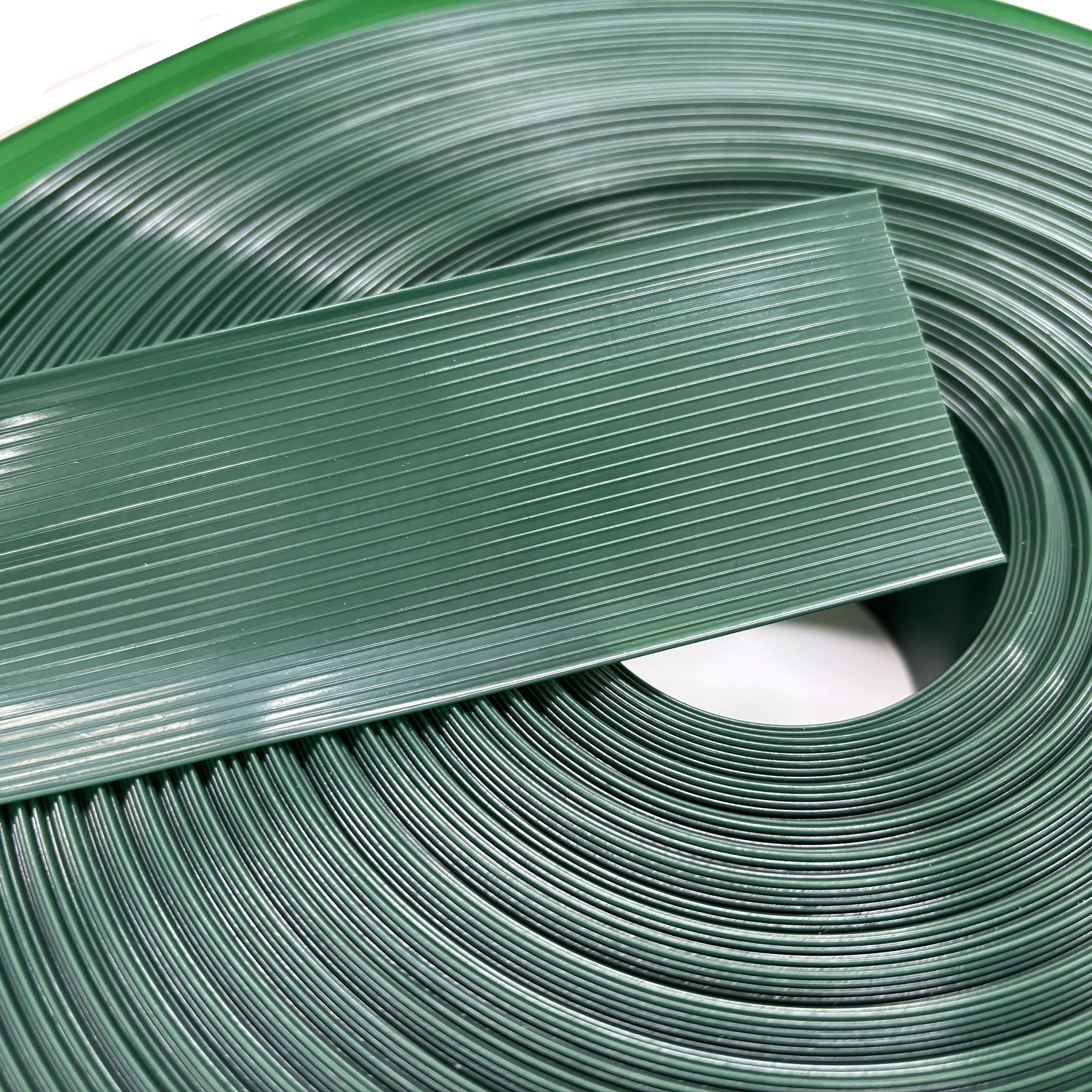 Low Density Polyethylene Chain Link Fence Slats with Brass Fasteners View-Blocking Privacy Tape for Yard & Ranch Use