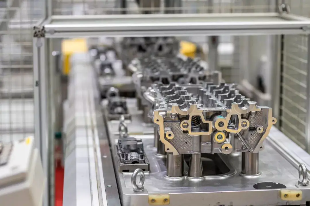 Auto Parts Used Car Engine For Chery 1100cc Engine Assembly SQR472