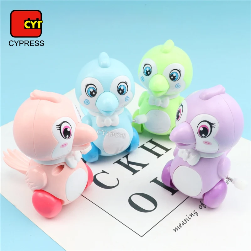 Пластиковые игрушки для попугаев нажмите и заводите заводные