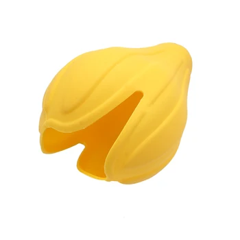 Custom Various Handful and manual yellow silicone squeezer for making lemon juice of daily kitchenwares