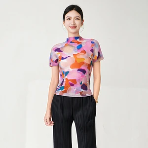 Factory Direct Sale Women's Elegant Tops High Quality Stretch Printed Tops Polyester Fabric Casual T-shirt Miyake Pleated Tops