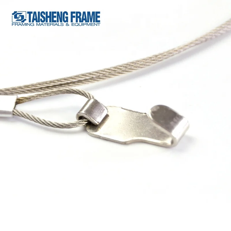 Металлический шнур с регулируемыми крючками для подвешивания фоторамки