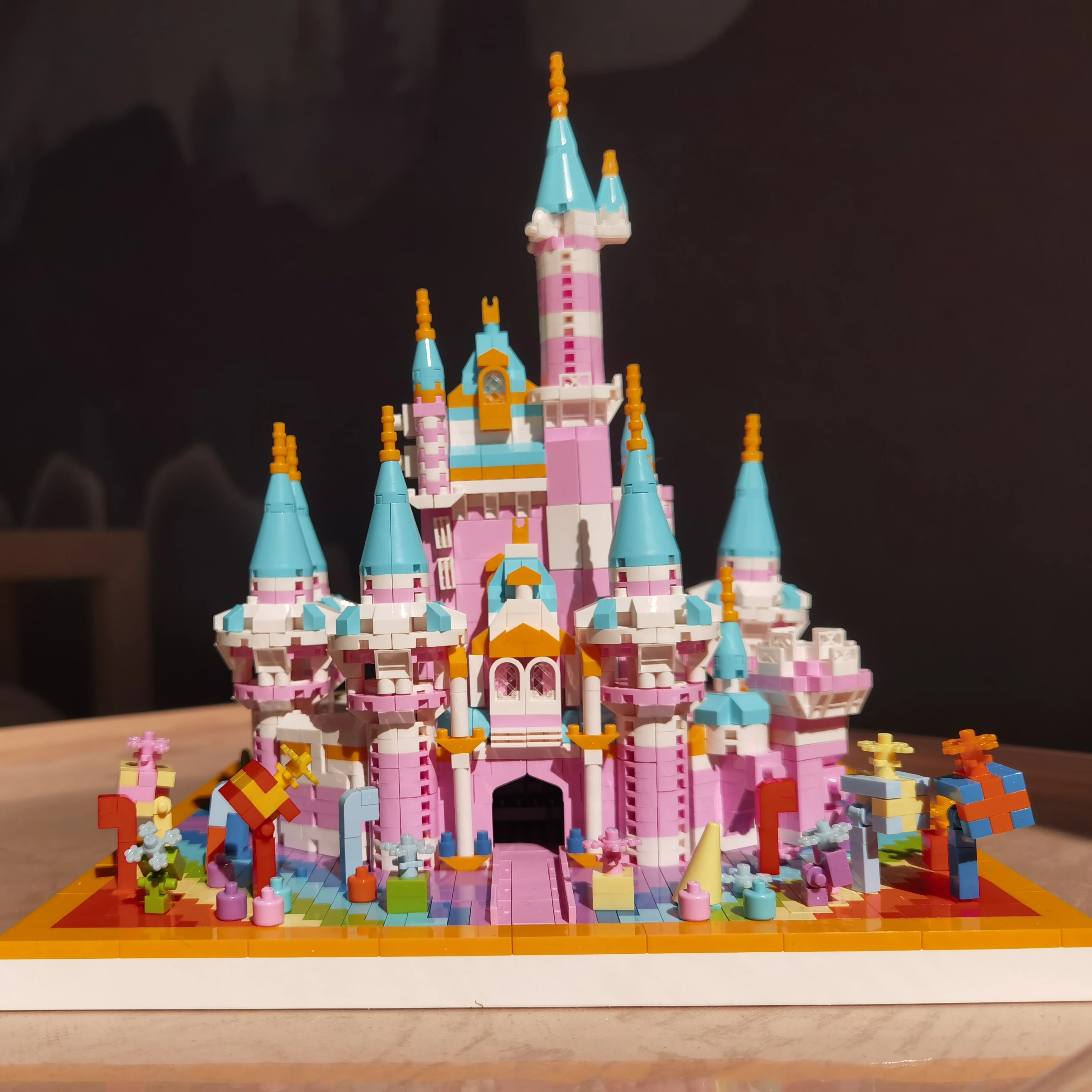 Moyu Micro Block Pink Building Blocks Princess Toy Bircks Castle Toys for Kids Girls