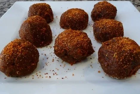 Small Size and Easy Working Tamarind Candy Thailand Making Machine