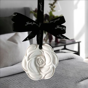 56H Gypsum White Flower Car Hanging Air Freshener Perfume for Car Styling Aroma Fresh Air Purifier Interior Decorations Ornament