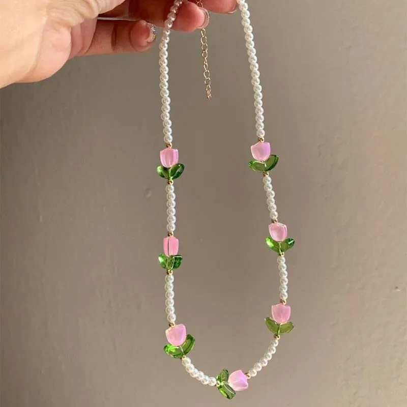 Elegant Pearl Tulip Necklace & Bracelet Set