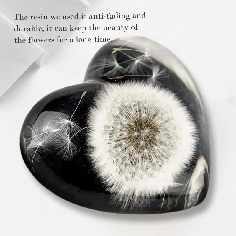 Real Dandelion clear Resin Heart Shape Office Home Interior Bedside Desk Tea Table Bookshelf Decorative Items Desktop Decoration
